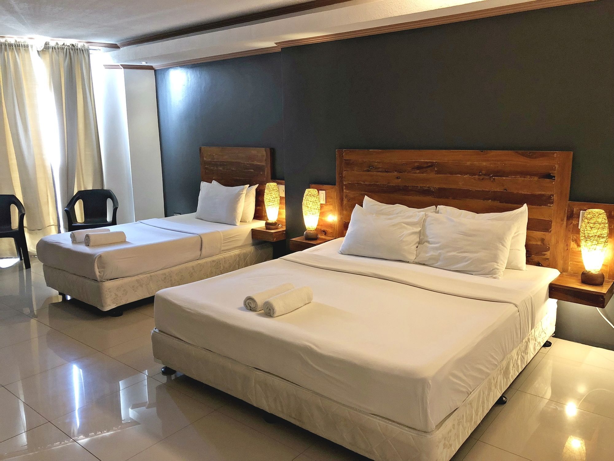Daj Suites Boutique Hotel Tagaytay City Exteriér fotografie